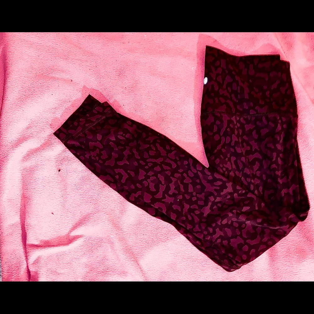 RARE 
lululemon align leggings 28"